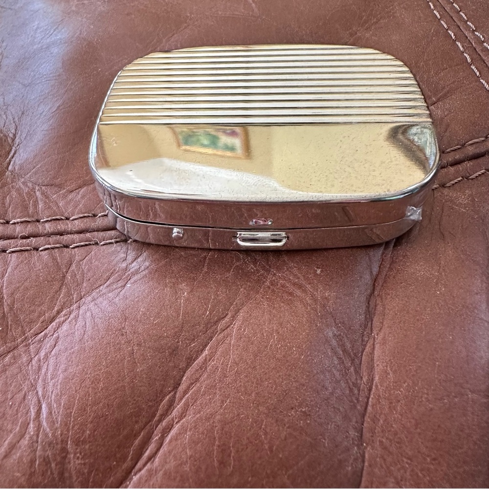 Sewing kit - Picture 4 of 8